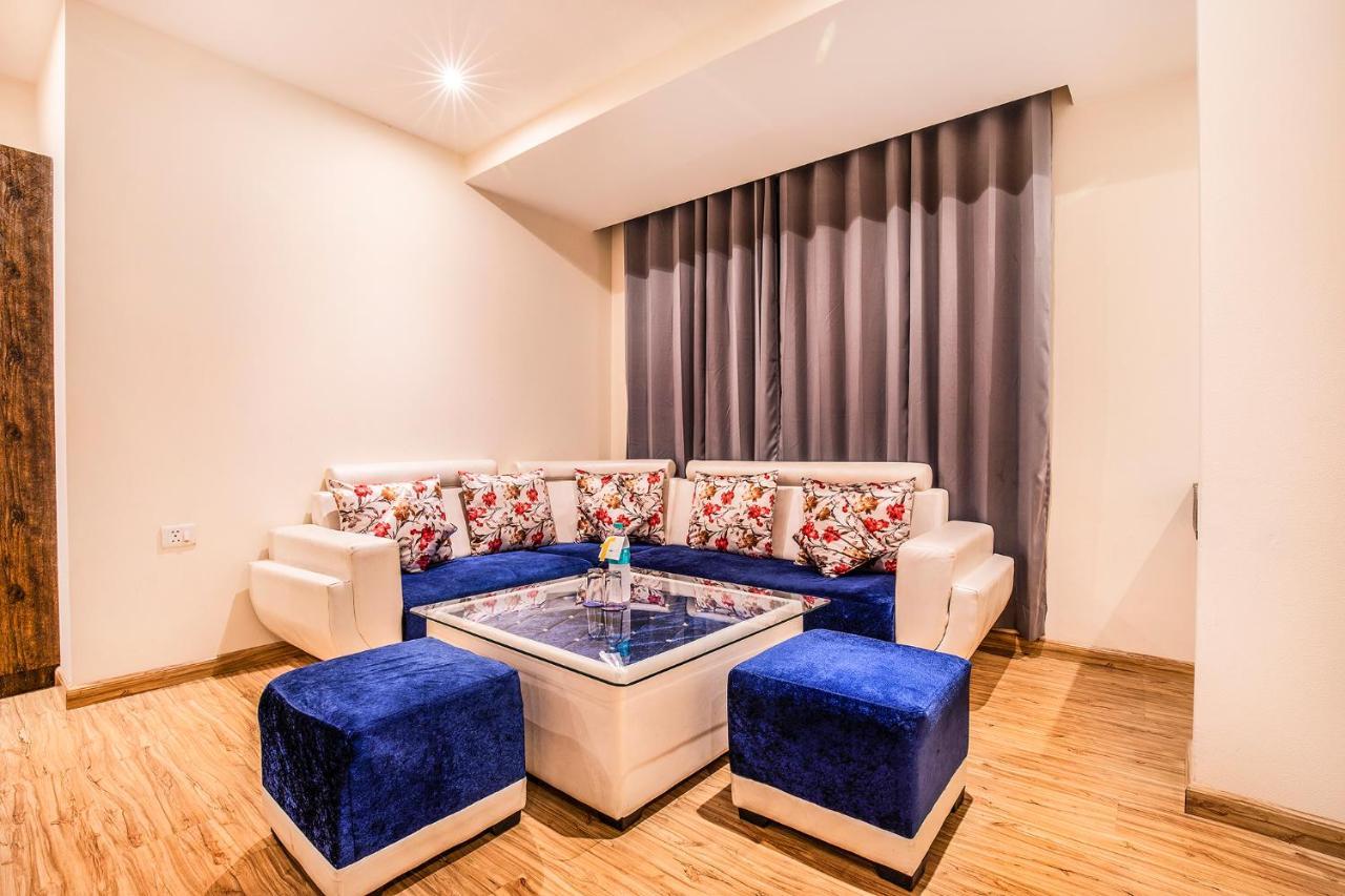 Fabhotel Shoba Estate Delhi Airport Нью-Дели Экстерьер фото